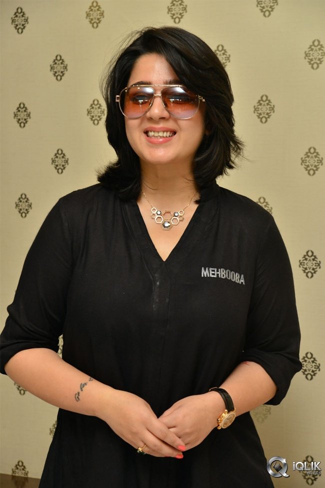 Charmy-Kaur-Latest-Photos